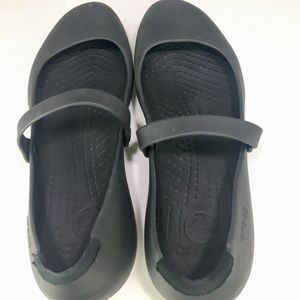 Crocs Alice Mary Jane Comfort a Flat